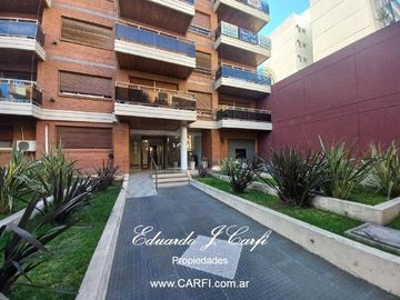 Venta Departamento 3 ambientes con cochera Castelar Norte