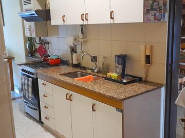 Casa en  venta tres dormitorios, Arguello Zona norte