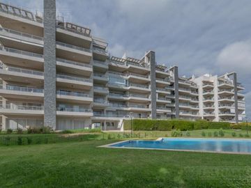 Departamento de 3 ambientes, con gran vista al lago central en venta en Insignia - El Palmar
