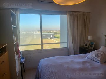 Departamento de 3 ambientes, con gran vista al lago central en venta en Insignia - El Palmar