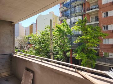 Departamento 3 ambientes c/ 2 balcones - Caballito - Venta
