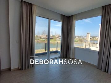 Casa en  Venta  -a la laguna - El Canton- Escobar- Zona Norte-6 ambientes-