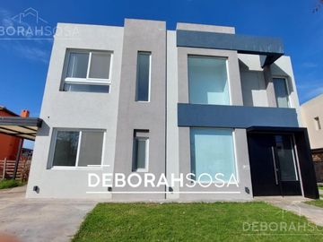 Casa en  Venta  -a la laguna - El Canton- Escobar- Zona Norte-6 ambientes-