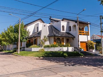 Casa - Villa Elvina