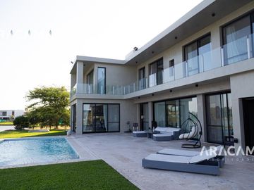 CASA en VENTA en Terralagos  - Canning