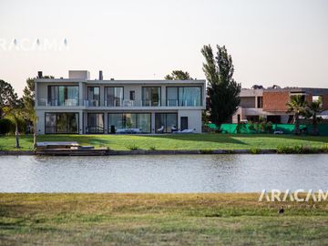 CASA en VENTA en Terralagos  - Canning