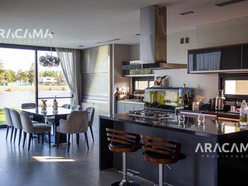 CASA en VENTA en Terralagos  - Canning