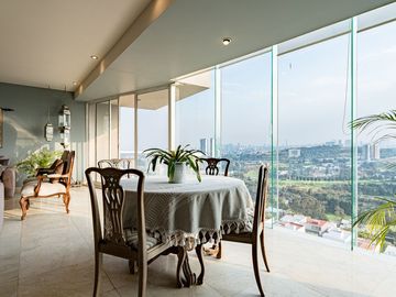 Departamento en Bosque Real , con vista al campo de golf.