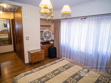 Chalet  en venta Zona Parque Luro. Impecable estado