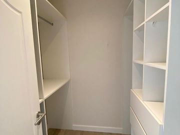 Casa en venta - 5 Dormitorios 5 Baños 2 Cocheras - 320Mts2 - Escobar