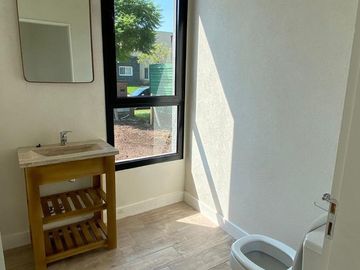 Casa en venta - 5 Dormitorios 5 Baños 2 Cocheras - 320Mts2 - Escobar