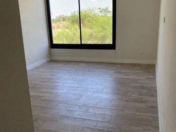 Casa en venta - 5 Dormitorios 5 Baños 2 Cocheras - 320Mts2 - Escobar