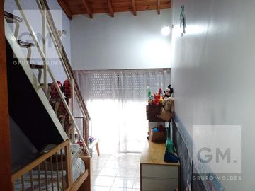 Excelente Departamento 4 ambientes