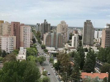 VENTA DEPARTAMENTO 2 DORM. EDIFICIO LOS TEROS - ANTARTIDA ARG. z CENTRO ALTO DE NEUQUEN