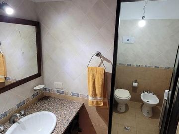 Casa con ubicación estratégica