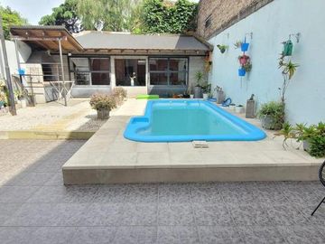 Casa con ubicación estratégica