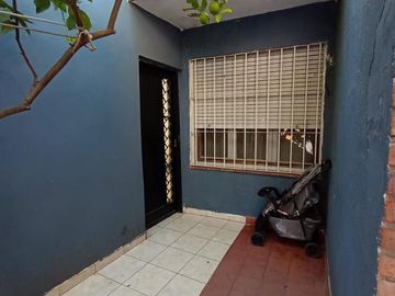 Venta - Casa 3 Dormitorios     Depto - B° Alto Alberdi