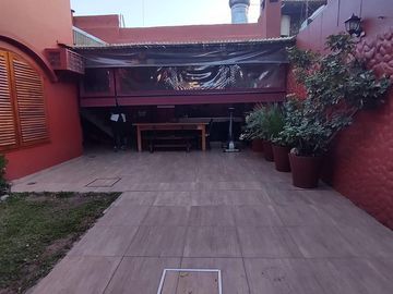 CASA EN VENTA DE 3 AMBIENTES GONZALEZ BALCARCE 3605 (REMEDIOS DE ESCALADA)
