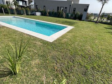 Casa 4 ambientes en venta - Hudson Park