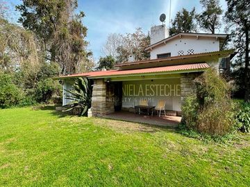 Quinta en  J. R. Jimenez 2000