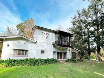 Quinta en  J. R. Jimenez 2000