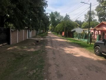Quinta a 8 cuadras de la estacion! lote de 1000mts