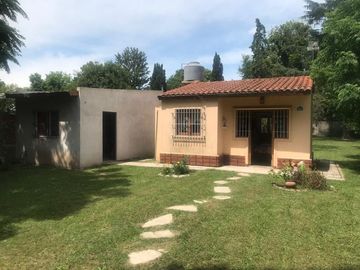 Quinta a 8 cuadras de la estacion! lote de 1000mts