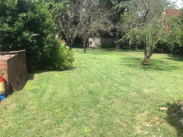 Quinta a 8 cuadras de la estacion! lote de 1000mts