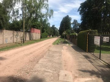 Quinta a 8 cuadras de la estacion! lote de 1000mts