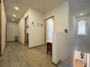 Casa Tres Dormitorios con Cochera, Jardin y Pileta en Alberdi