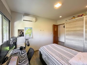 Casa Tres Dormitorios con Cochera, Jardin y Pileta en Alberdi