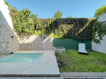 Casa Tres Dormitorios con Cochera, Jardin y Pileta en Alberdi