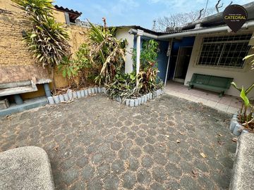 Casa de venta en Urdesa Central – código:20534