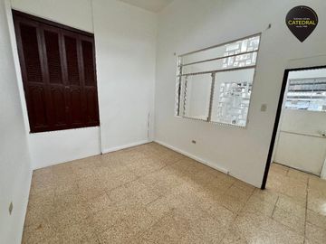 Casa de venta en Urdesa Central – código:20534
