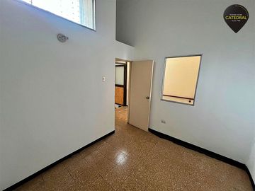 Casa de venta en Urdesa Central – código:20534