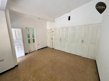 Casa de venta en Urdesa Central – código:20534