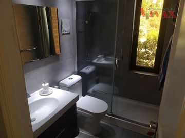 Departamento en Venta en Condominio Bosques De La Pirámide - Paperchase - Ciudad Empresarial - Colegio Saint George