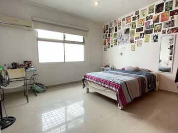 CASA EN VENTA PARA RESIDENCIA U OFICINAS