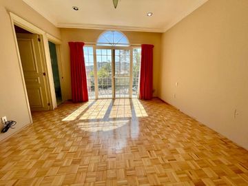 VENDO RESIDENCIA EN BOSQUE DE LAS LOMAS, CUAJIMALPA
