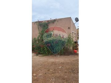 Gran Casa con Local Comercial en Andacollo.