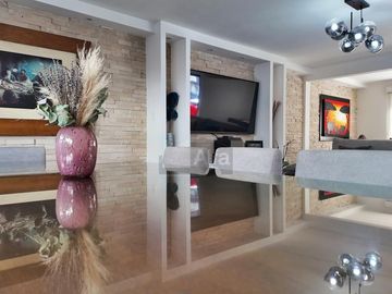 Casa en Venta 3 recámaras en fraccionamiento Maples II Mexicaltzingo
