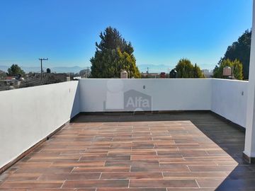 Casa en Venta 3 recámaras en fraccionamiento Maples II Mexicaltzingo