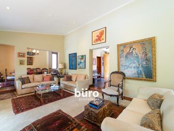PRECIOSA CASA EN VENTA EN LA MOLINA EN CONDOMINIO PISCINA JARDIN 5 DORMITORIOS