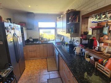 Vende Casa Soleada En Jardín Del Mar