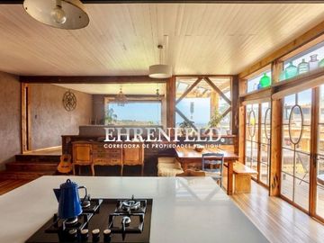 Pichilemu. Región de O'Higgins. Condominio Punta de Lobos.