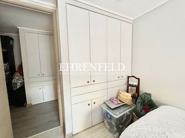 Bosques de Montemar, Concón. Departamento con amplio patio privado.