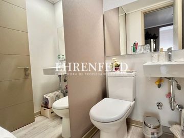 Bosques de Montemar, Concón. Departamento con amplio patio privado.