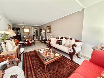 Bosques de Montemar, Concón. Departamento con amplio patio privado.