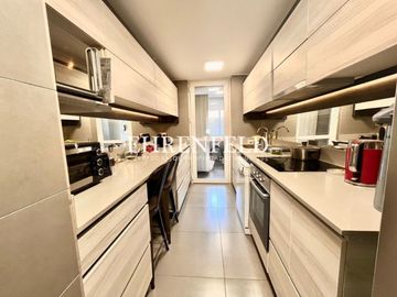 Bosques de Montemar, Concón. Departamento con amplio patio privado.