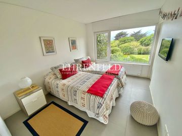 Santo Domingo, Región Valparaíso, Moderna Casa.